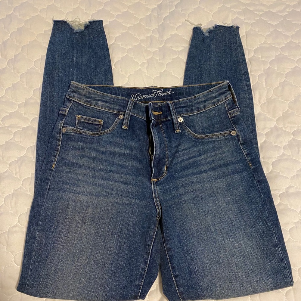 Universal Thread High Rise Jegging 4/27R